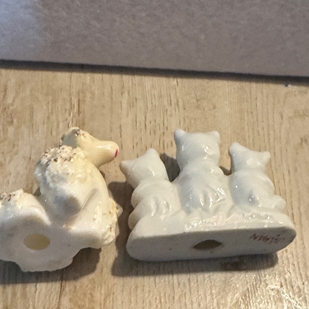 Vintage spaghetti poodle and Japan Terrier Ceramic Dog Figurines MCM - Picture 9 of 12